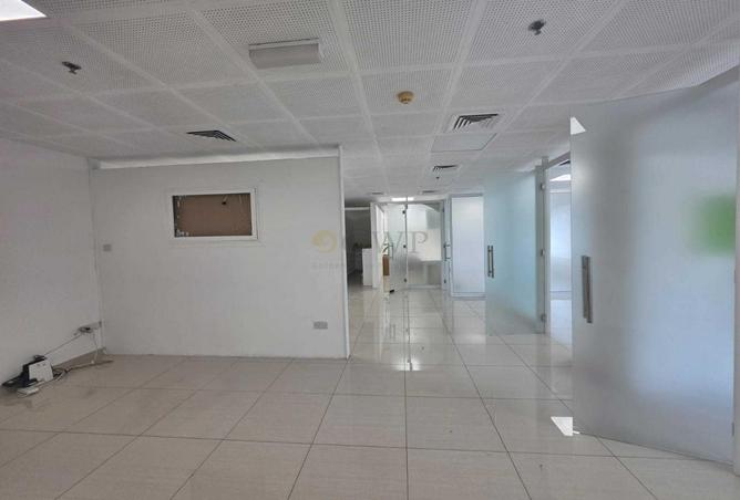 98701973 - Property Image 2