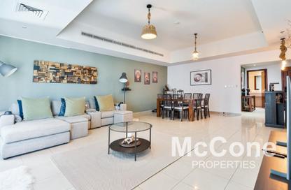 Apartment - 2 Bedrooms - 4 Bathrooms for rent in Emirates Crown - Dubai Marina - Dubai