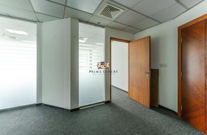 Office Space - Studio - 1 Bathroom for rent in Fairmont Hotel - Sheikh Zayed Road - Dubai Office Space - Studio - 1 Bathroom for rent in Fairmont Hotel - Sheikh Zayed Road - Dubai