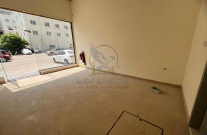 Shop - Studio - 1 Bathroom for rent in Al Qulaya'ah - Al Sharq - Sharjah