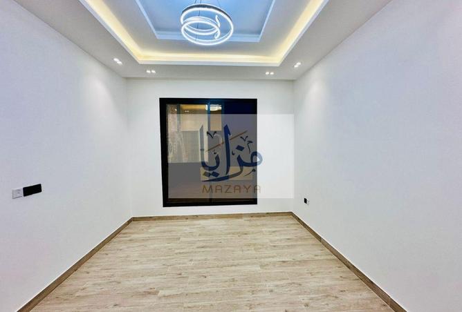 126115194 - Property Image 2