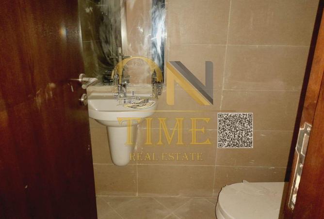 114609132 - Property Image 3