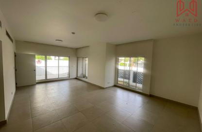 Villa - 4 - 4 for rent in Jumeirah 2 Villas - Jumeirah 2 - Jumeirah - Dubai