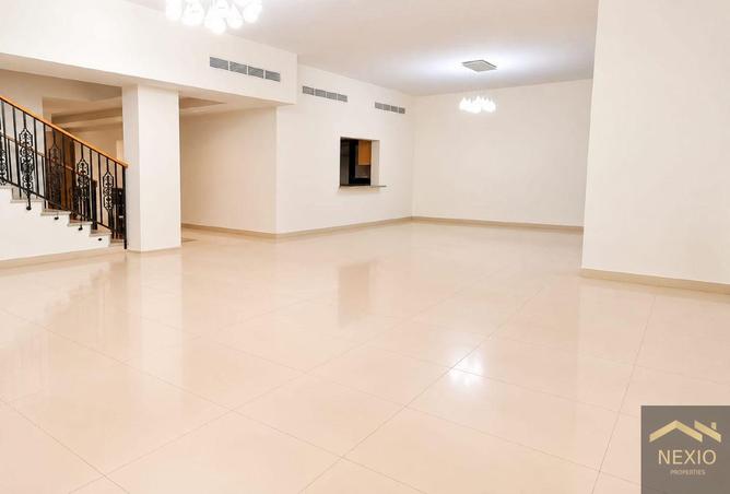 Specious Villa | Unfurnished | Privat Garden
