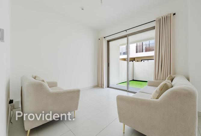 83666188 - Property Image 3