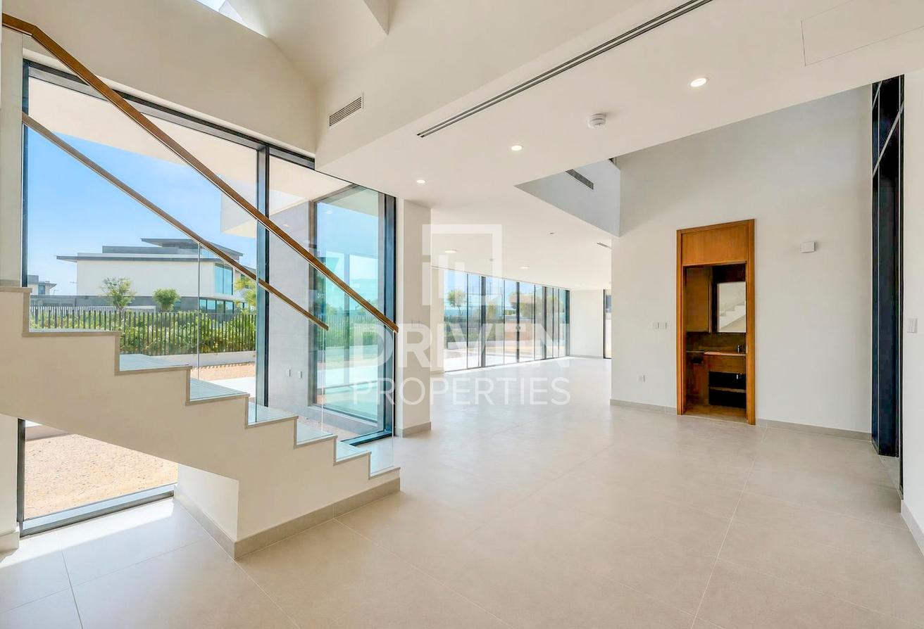 Elegant Living | Spacious Plot | Prime Location photo 5
