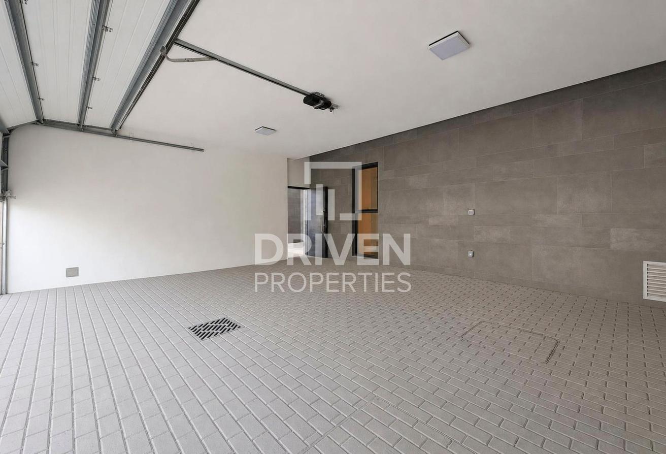 Elegant Living | Spacious Plot | Prime Location photo 28