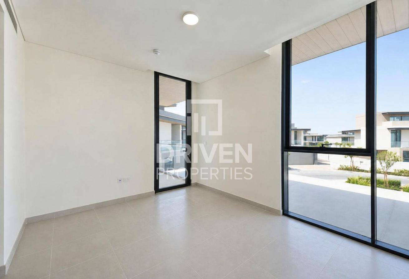 Elegant Living | Spacious Plot | Prime Location photo 19