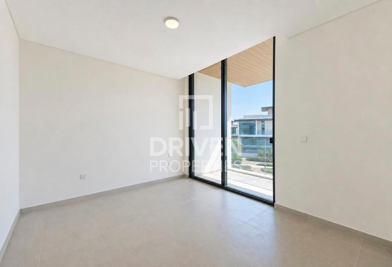 Elegant Living | Spacious Plot | Prime Location photo 16