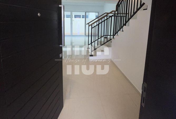 98274013 - صورة العقار 2