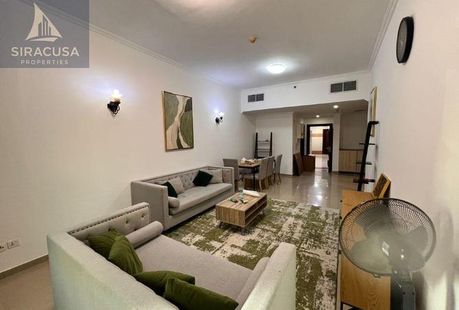 81932339 - Property Image 2