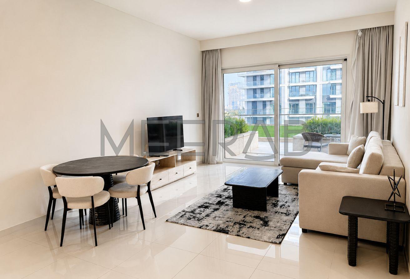 Fully Furnished | | Luxury Beachfront Living photo 4