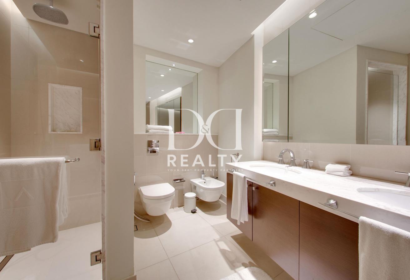 3 Beds | Burj Khalifa View | Bills Included photo 7
