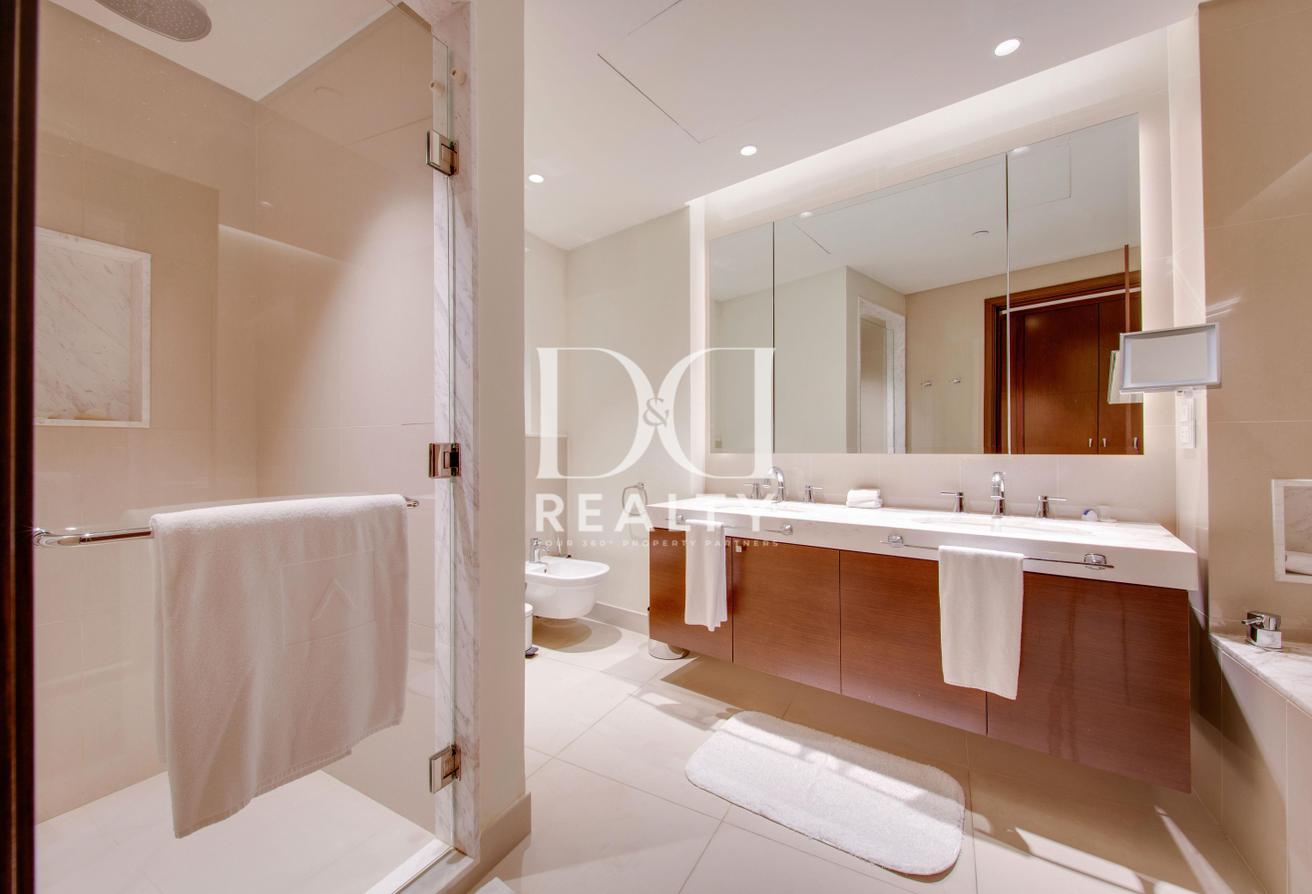 3 Beds | Burj Khalifa View | Bills Included photo 19