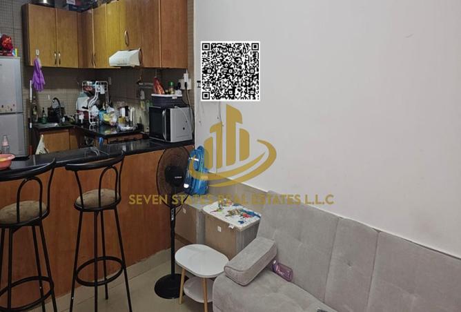 65189105 - Property Main Image