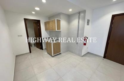 Apartment - Studio - 1 for rent in Muwailih Building - Muwaileh - Sharjah Apartment - Studio - 1 for rent in Muwailih Building - Muwaileh - Sharjah