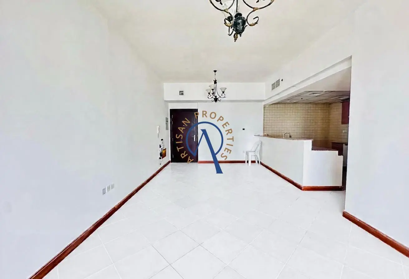 152858070 - Property Main Image