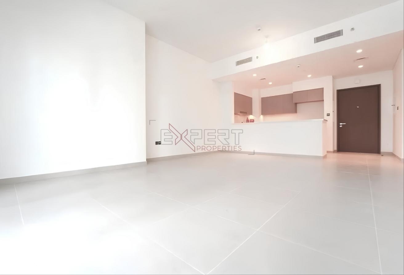 Holiday Apartment | Burj Views | High Floor Unit photo 3