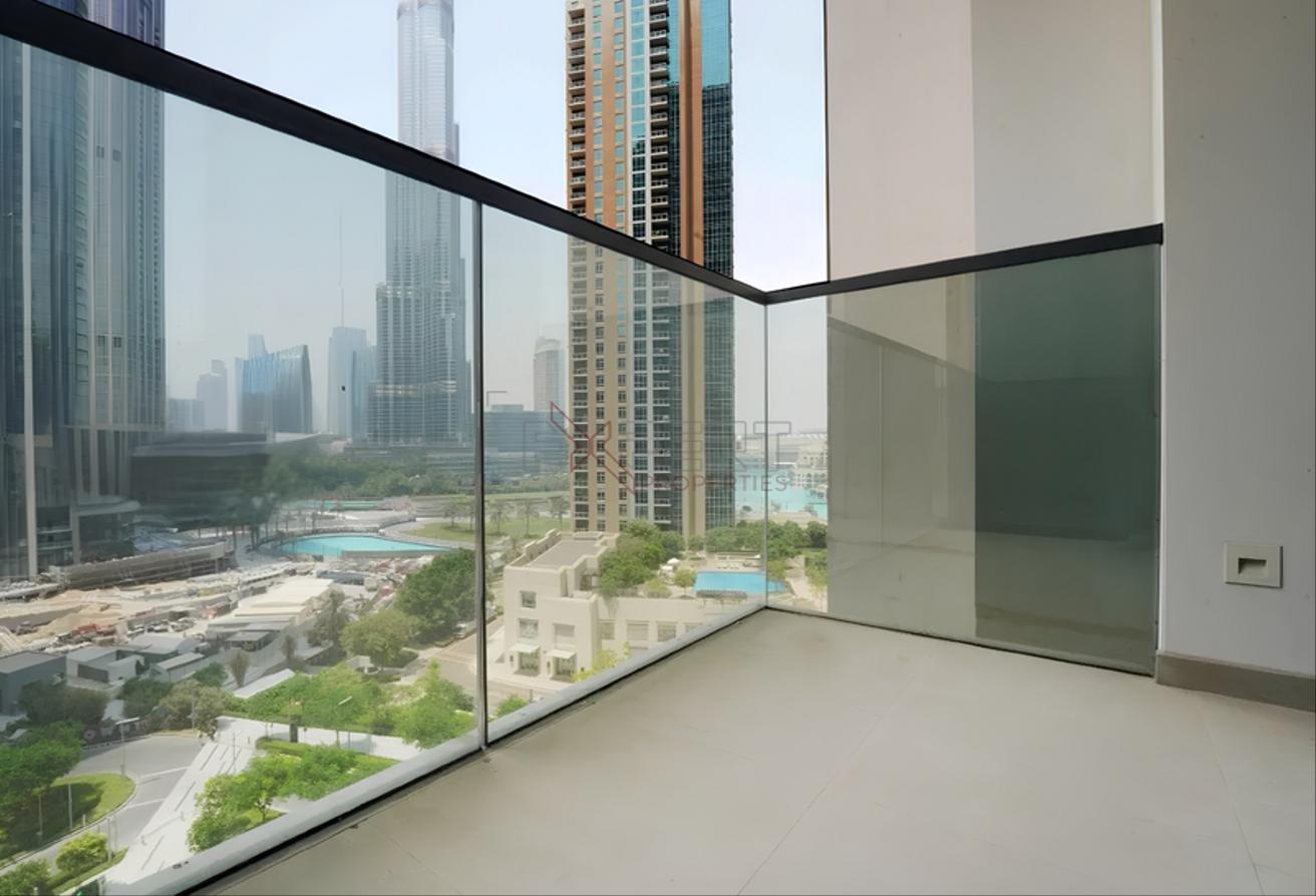 Holiday Apartment | Burj Views | High Floor Unit photo 13