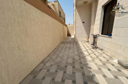Villa - 5 Bedrooms - 7 Bathrooms for rent in Al Yasmeen 1 - Al Yasmeen - Ajman