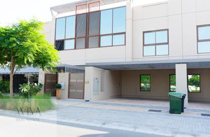 Townhouse - 4 - 5 for rent in Grand Views - Meydan Gated Community - Meydan - Dubai Townhouse - 4 - 5 for rent in Grand Views - Meydan Gated Community - Meydan - Dubai