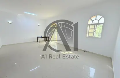 شقة - 3 غرف نوم - 3 حمامات للايجار في الرويكة - المويجي - العين