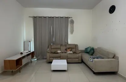 شقة - 2 غرف نوم - 2 حمامات للايجار في برمودا فيوز - مدينة دبي الرياضية - دبي