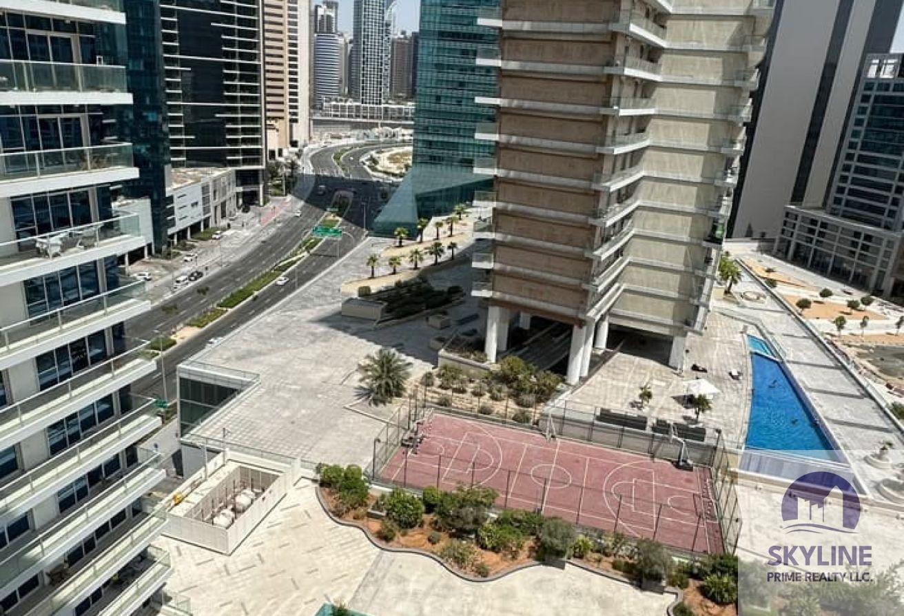 One Cheque |Spacious Layout | Vacant photo 12