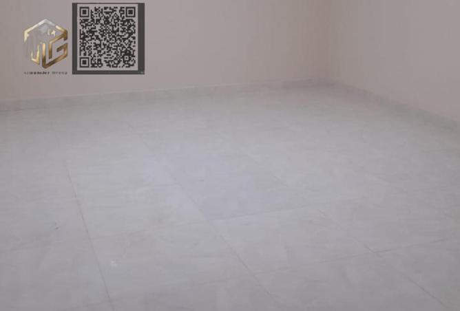 127927420 - Property Image 3