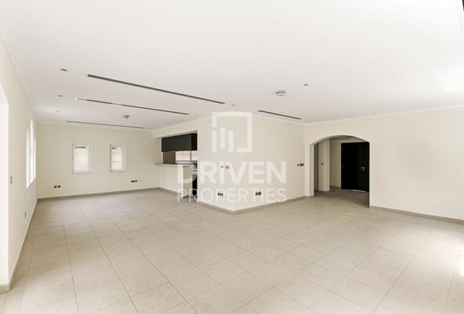 131552717 - Property Image 3