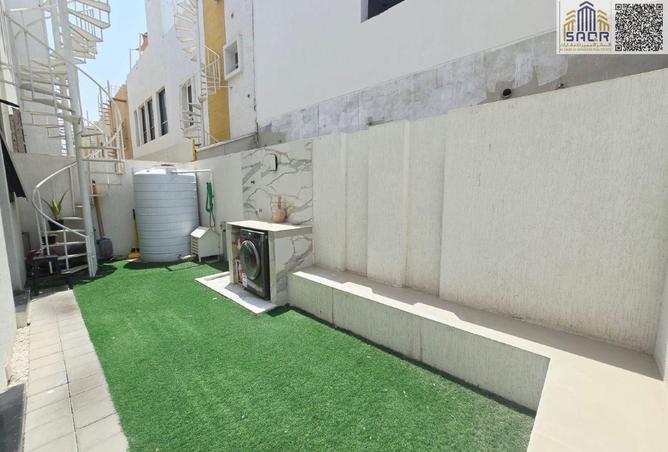 127925047 - Property Image 3
