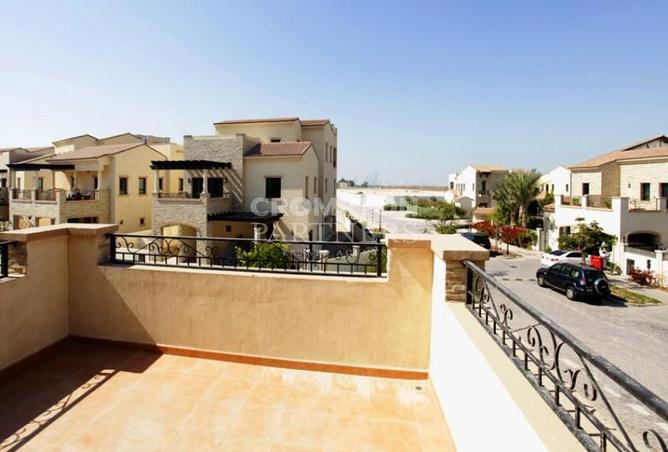 106852325 - Property Image 3