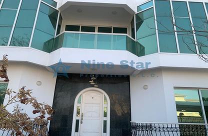 Villa - 5 Bedrooms - 5 Bathrooms for rent in Umm Suqeim 1 Villas - Umm Suqeim 1 - Umm Suqeim - Dubai