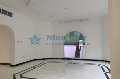 Villa - 5 Bedrooms - 5 Bathrooms for rent in Umm Suqeim 1 Villas - Umm Suqeim 1 - Umm Suqeim - Dubai