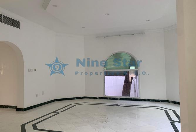 135149302 - Property Image 3