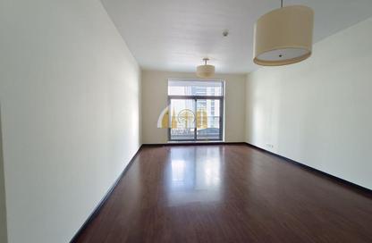 Apartment - 1 Bedroom - 2 Bathrooms for rent in Green Lakes Towers 3 - Green Lakes Towers - JLT Cluster S - Jumeirah Lake Towers - Dubai