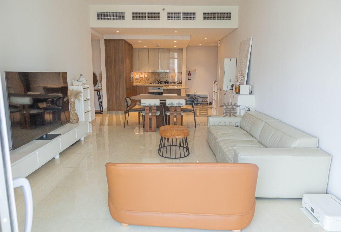 Ready To Move | Burj Khalifa View | Spacious photo 3