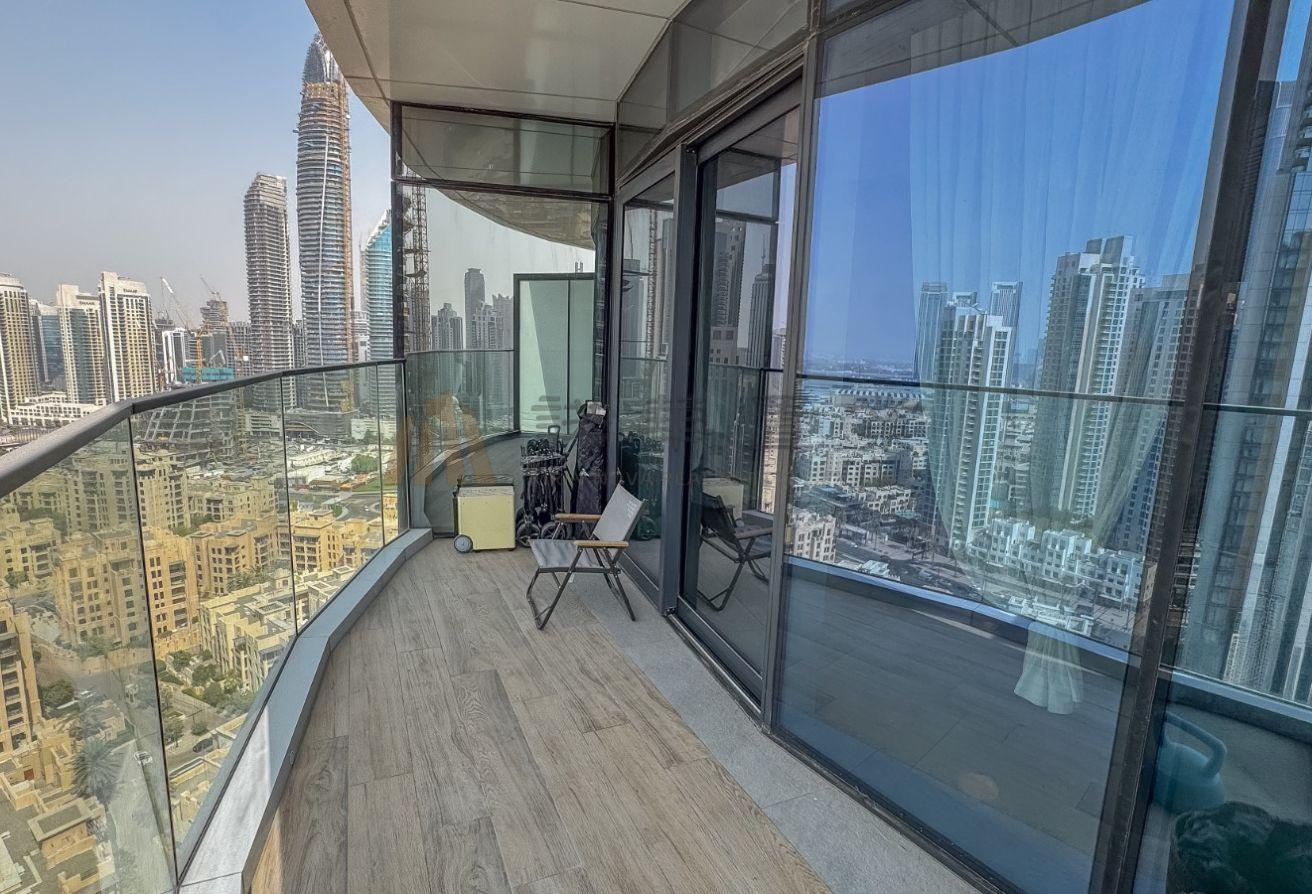 Ready To Move | Burj Khalifa View | Spacious photo 2