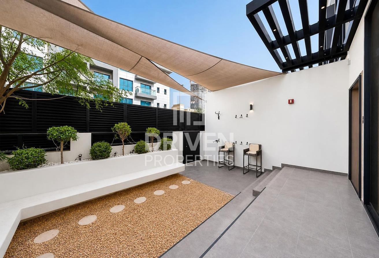 Luxurious TH | Turnkey Smart Home | Community View photo 26