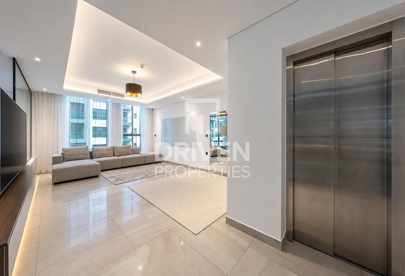 Luxurious TH | Turnkey Smart Home | Community View photo 10