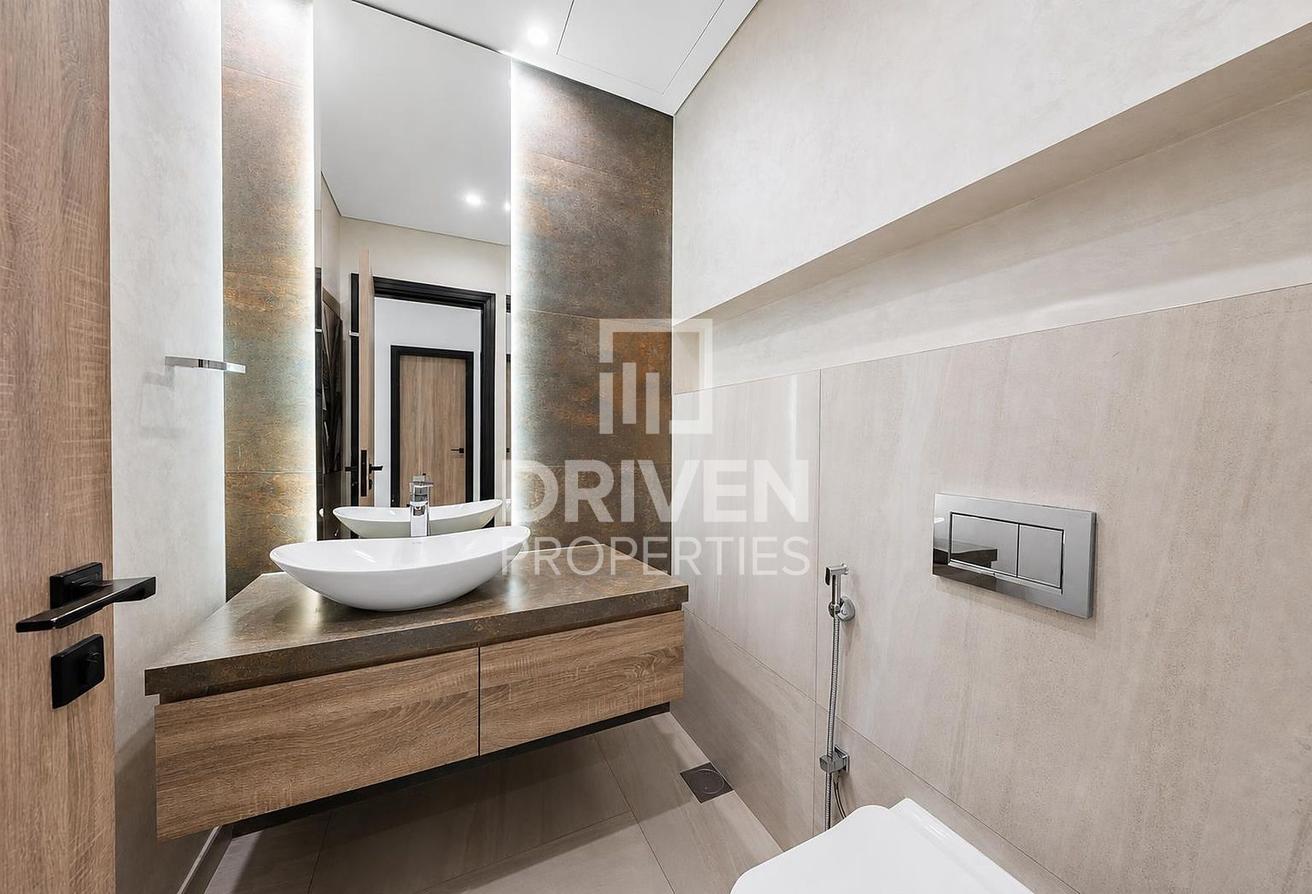 Luxurious TH | Turnkey Smart Home | Community View photo 23