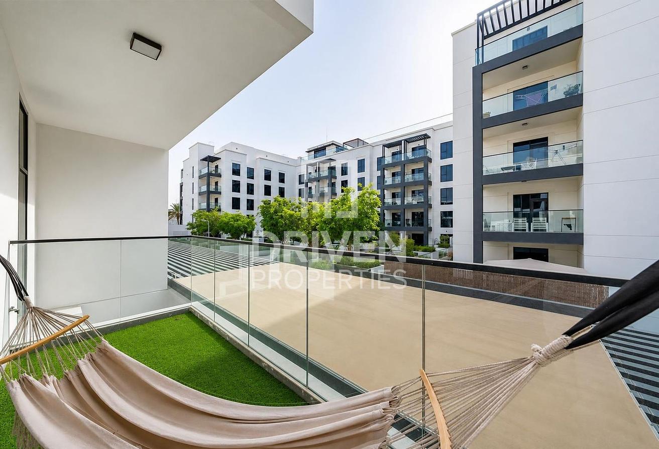 Luxurious TH | Turnkey Smart Home | Community View photo 28