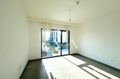 Apartment - 2 - 3 for rent in Executive Residences 2 - Executive Residences - Dubai Hills Estate - Dubai