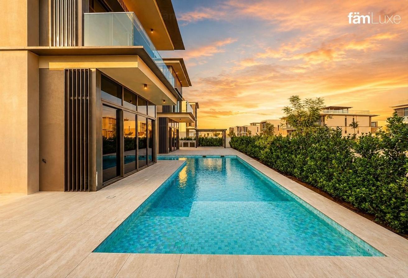 Lowest Price In Market | Pool | Vastu | On Park — image 2 of 23