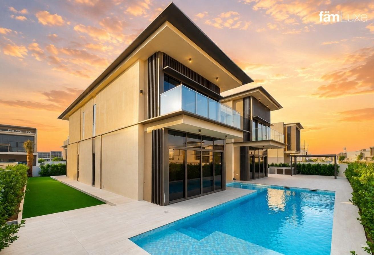 Lowest Price In Market | Pool | Vastu | On Park