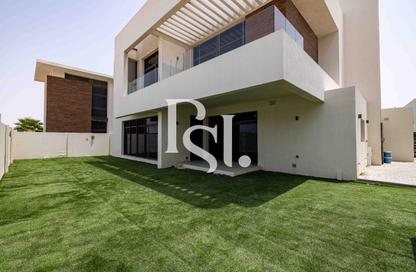 Villa - 4 - 5 for rent in West Yas - Yas Island - Abu Dhabi