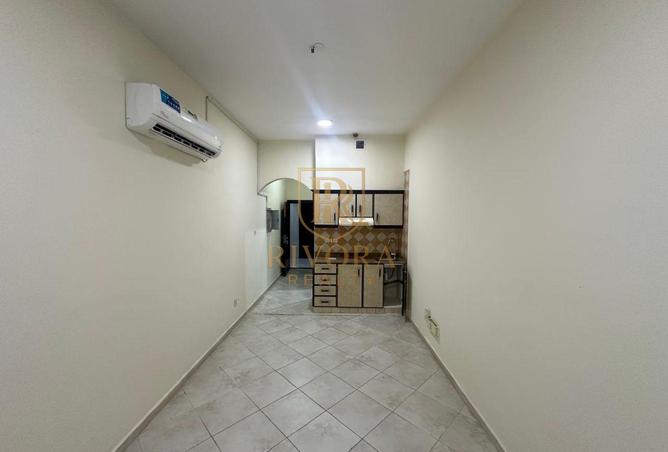 132001178 - Property Image 2