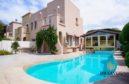 فيلا - 2 غرف نوم - 3 حمامات للايجار في الينابيع1 - الينابيع - دبي