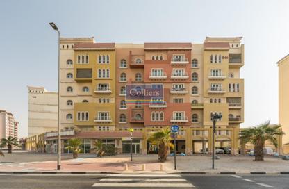 Retail - Studio for rent in Building D06 - CBD (Central Business District) - International City - Dubai