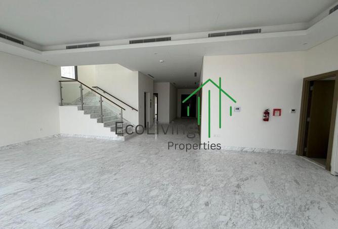 80268133 - Property Image 3